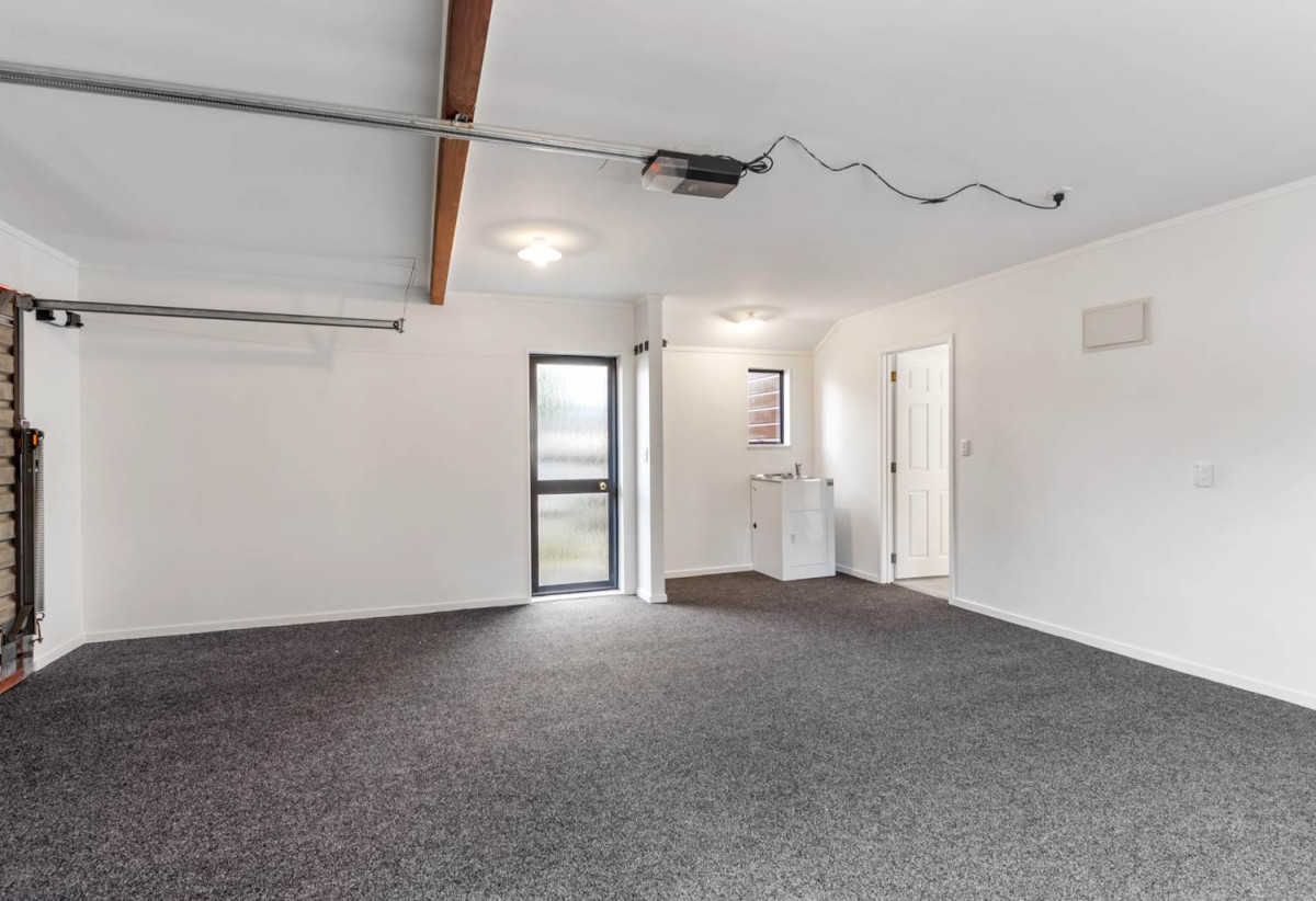 Macleans College zone, Solid brick and cedar construction, Standalone 3 beds 2 baths house with double garage, 0.7 km to Pigeon Mountain School, 0.9 km to Bucklands Beach Intermediate, 1.3 km to Macleans College, 1/28 Britannia Place, Half Moon Bay, Auckland
