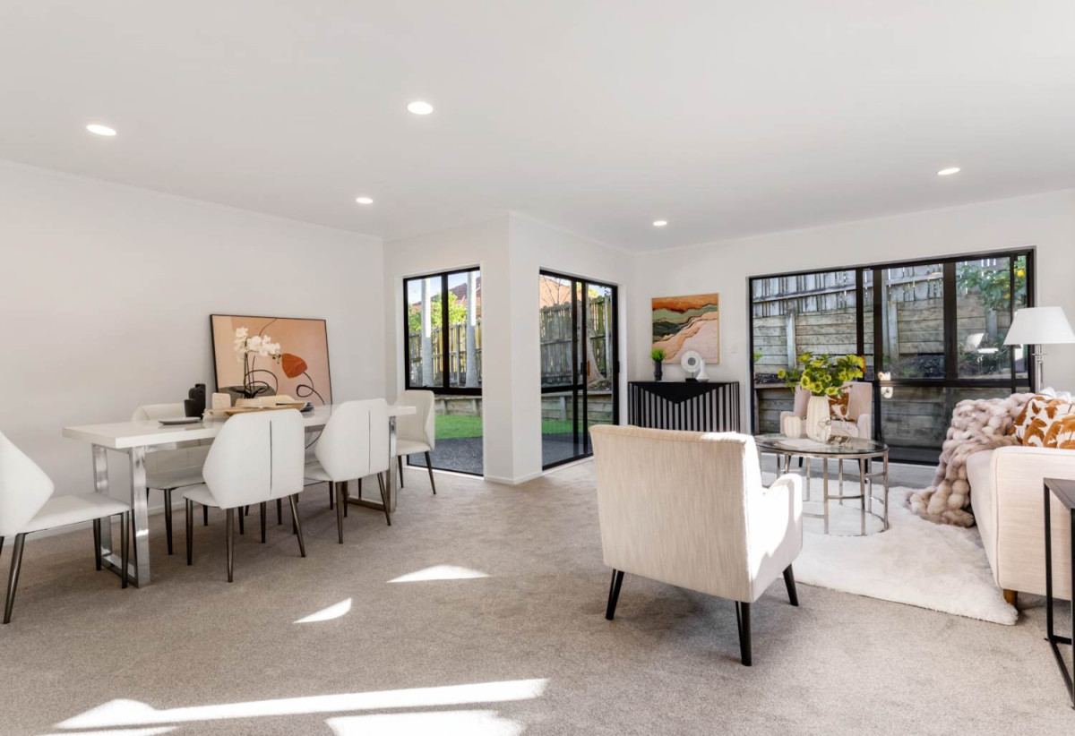 Macleans College zone, Solid brick and cedar construction, Standalone 3 beds 2 baths house with double garage, 0.7 km to Pigeon Mountain School, 0.9 km to Bucklands Beach Intermediate, 1.3 km to Macleans College, 1/28 Britannia Place, Half Moon Bay, Auckland