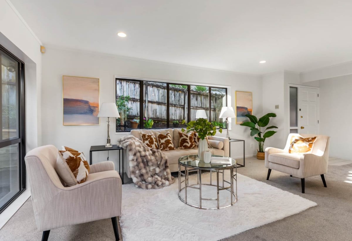 Macleans College zone, Solid brick and cedar construction, Standalone 3 beds 2 baths house with double garage, 0.7 km to Pigeon Mountain School, 0.9 km to Bucklands Beach Intermediate, 1.3 km to Macleans College, 1/28 Britannia Place, Half Moon Bay, Auckland