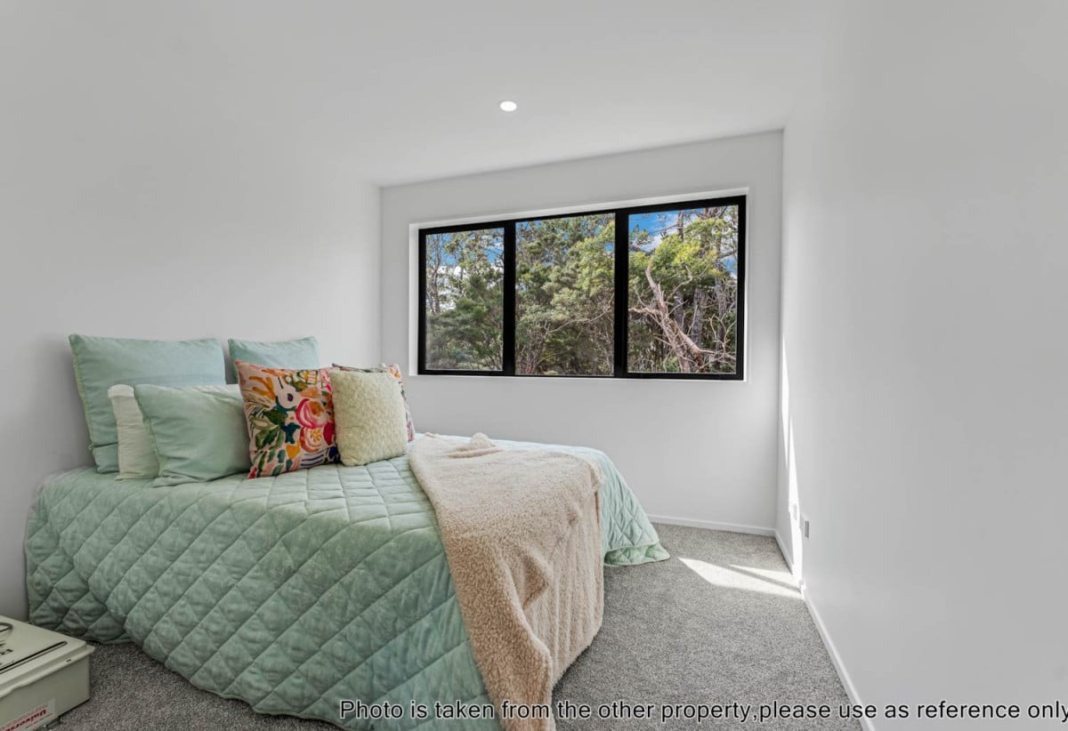 181m2 Brandnew 5 beds (2 ensuites) 3.5 baths home, Tandem internal-access garage for 2 cars, Expansive decking, In zone for Howick Intermediate, Howick College, Santa Maria College and Owairoa Primary School, 46D Elliot Street, Howick, Auckland