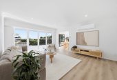 663m2 section, Renovated 5 beds + study room 3 baths house with car parks, close to schools, reserves, local shops, easy motorway access, 0.6 km to New Windsor School, 8 Condliffe Place, New Windsor, Auckland