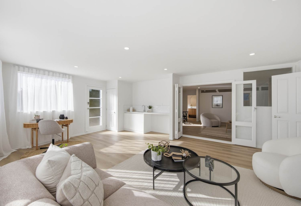 663m2 section, Renovated 5 beds + study room 3 baths house with car parks, close to schools, reserves, local shops, easy motorway access, 0.6 km to New Windsor School, 8 Condliffe Place, New Windsor, Auckland
