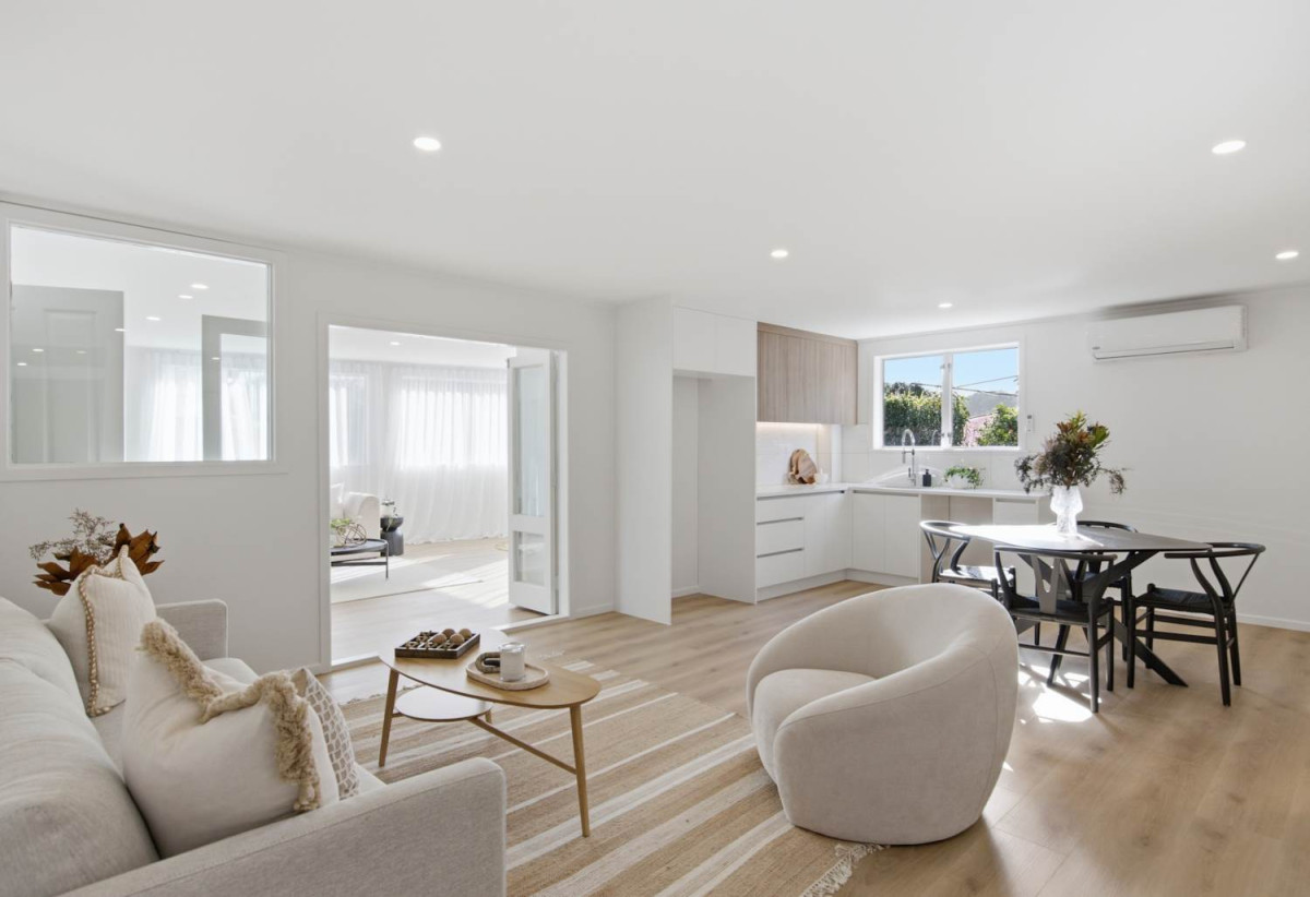 663m2 section, Renovated 5 beds + study room 3 baths house with car parks, close to schools, reserves, local shops, easy motorway access, 0.6 km to New Windsor School, 8 Condliffe Place, New Windsor, Auckland