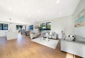 478m2 section, 5 beds (1 ensuite) 3 baths house, double garage, 1 bed 1 bath ground floor, 4 + 1 layout, 5 Mara Way, Sunnyvale, Auckland