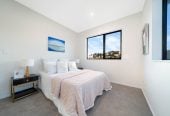 478m2 section, 5 beds (1 ensuite) 3 baths house, double garage, 1 bed 1 bath ground floor, 4 + 1 layout, 5 Mara Way, Sunnyvale, Auckland