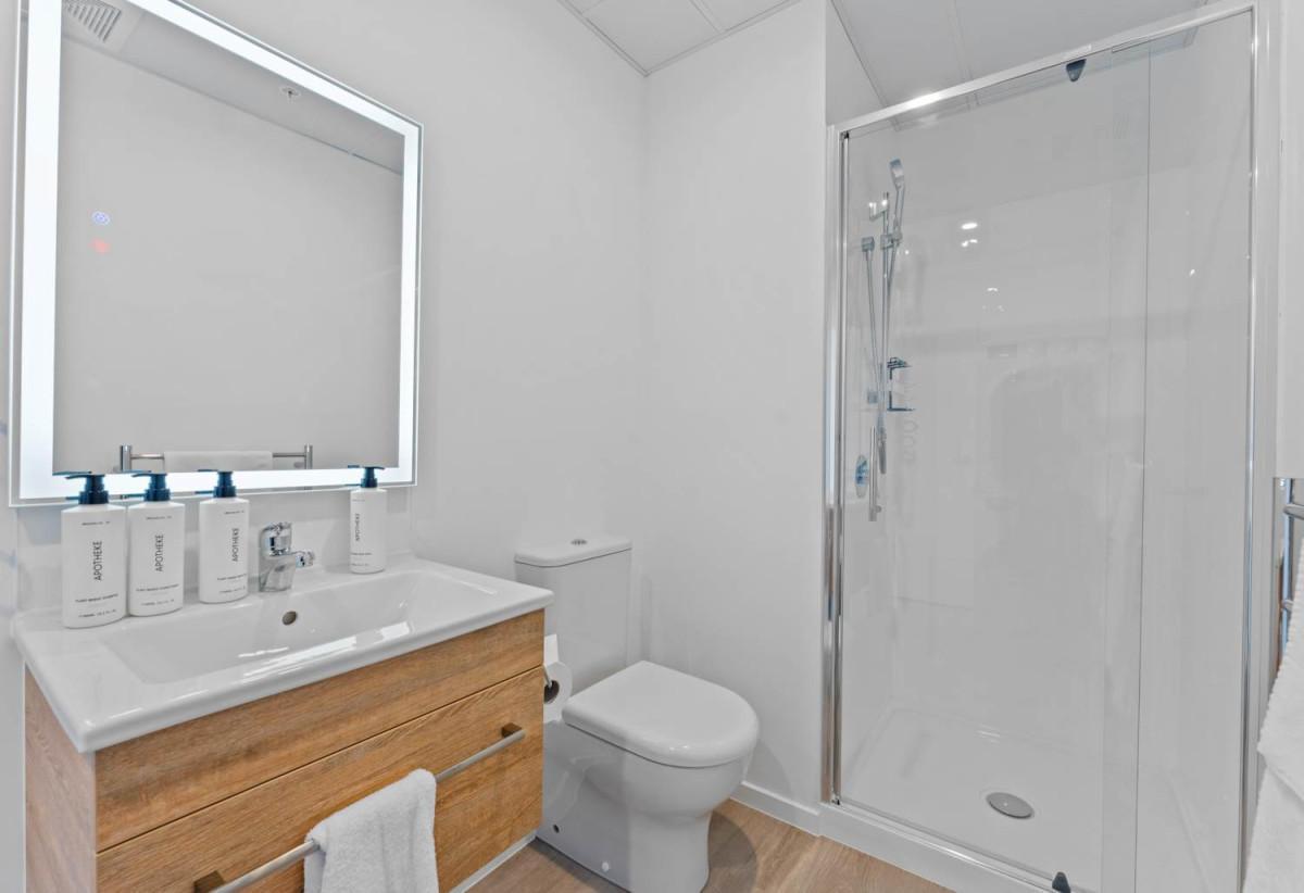 Fully managed hotel unit, Only 20 units remaining, Studio and One Bedroom hotels – 24m-41m2 – Priced from $254,999 to $409,999 – (Including carpark) Plus GST, your investment is operated under one of the world’s leading hospitality brands as well as Personal use of your unit available to you on your own trips to Auckland. 20 Park Avenue (Hotel), Ellerslie, Auckland