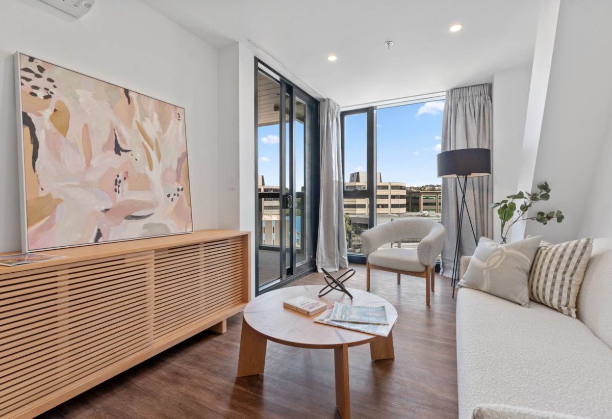 40 Apartments Released as Developer Moves on, Studio – 30m2 – Priced at $345,000, One bedroom – 43-61m2 – Pricing from $535,000, Two bedroom – 66-76m2 – Pricing from $699,000, Dual Key – 76m2 – Priced at $899,000, Cafés and restaurants are within walking distance, 20 Park Avenue (Residential), Ellerslie, Auckland