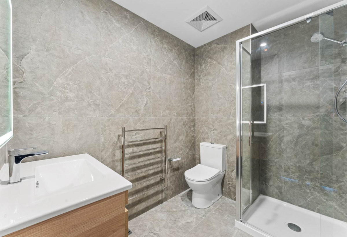40 Apartments Released as Developer Moves on, Studio – 30m2 – Priced at $345,000, One bedroom – 43-61m2 – Pricing from $535,000, Two bedroom – 66-76m2 – Pricing from $699,000, Dual Key – 76m2 – Priced at $899,000, Cafés and restaurants are within walking distance, 20 Park Avenue (Residential), Ellerslie, Auckland