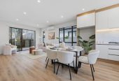 Motivated vendors, 5 Beds (2 ensuites) 3.5 baths house with double garage, 1 ensuite ground floor, close to schools, Lynn Mall, 0.5 km to Kelston Girls’ College, 0.6 km to Kelston School, 1 km to Kelston Boys’ High School, 1A Maunder Place, New Lynn, Auckland
