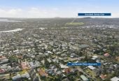 Motivated vendors, 5 Beds (2 ensuites) 3.5 baths house with double garage, 1 ensuite ground floor, close to schools, Lynn Mall, 0.5 km to Kelston Girls’ College, 0.6 km to Kelston School, 1 km to Kelston Boys’ High School, 1A Maunder Place, New Lynn, Auckland