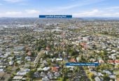 Motivated vendors, 5 Beds (2 ensuites) 3.5 baths house with double garage, 1 ensuite ground floor, close to schools, Lynn Mall, 0.5 km to Kelston Girls’ College, 0.6 km to Kelston School, 1 km to Kelston Boys’ High School, 1A Maunder Place, New Lynn, Auckland