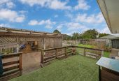 Vendors have committed to their ”Plan B”, Auction Must Sell, 1012m2 section with RC approved for 6 lots subdivision, Brick and tile 3 beds 2 baths house with garage and workshop, 0.2 km to Manurewa High School, 50 Browns Road, Manurewa, Auckland