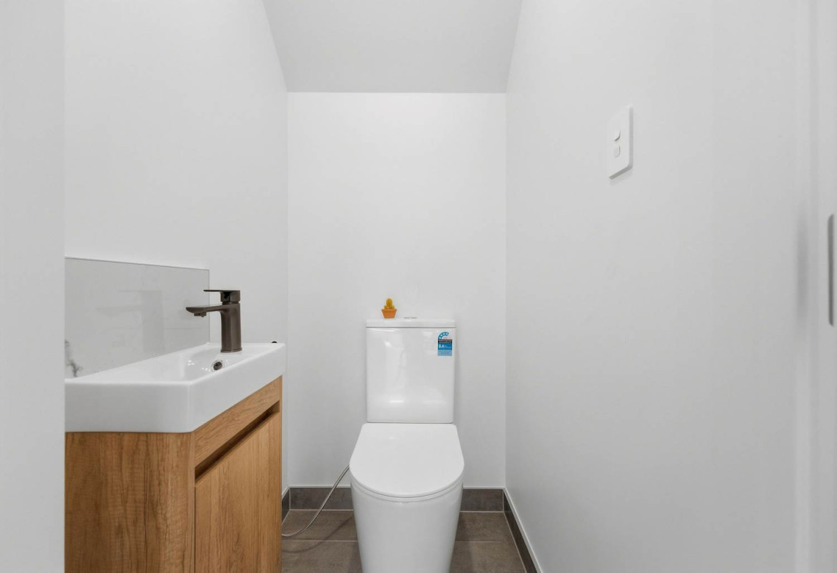 Directly opposite Sherwood Primary School, Brandnew standalone 4 beds 2.5 baths home with garage, close to schools, local shops, parks, beach, Zoned for Sherwood Primary, Northcross Intermediate and Long Bay College, 15 Montclair Rise, Browns Bay, Auckland