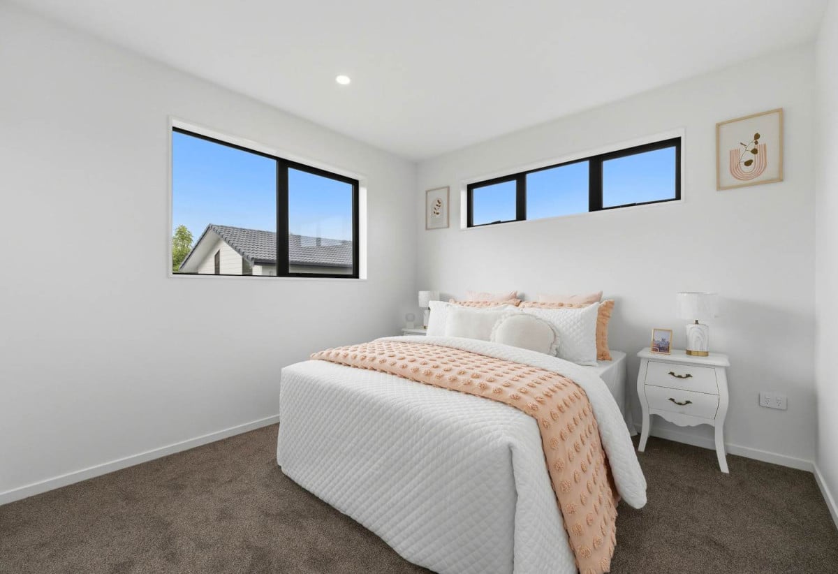 Directly opposite Sherwood Primary School, Brandnew standalone 4 beds 2.5 baths home with garage, close to schools, local shops, parks, beach, Zoned for Sherwood Primary, Northcross Intermediate and Long Bay College, 15 Montclair Rise, Browns Bay, Auckland