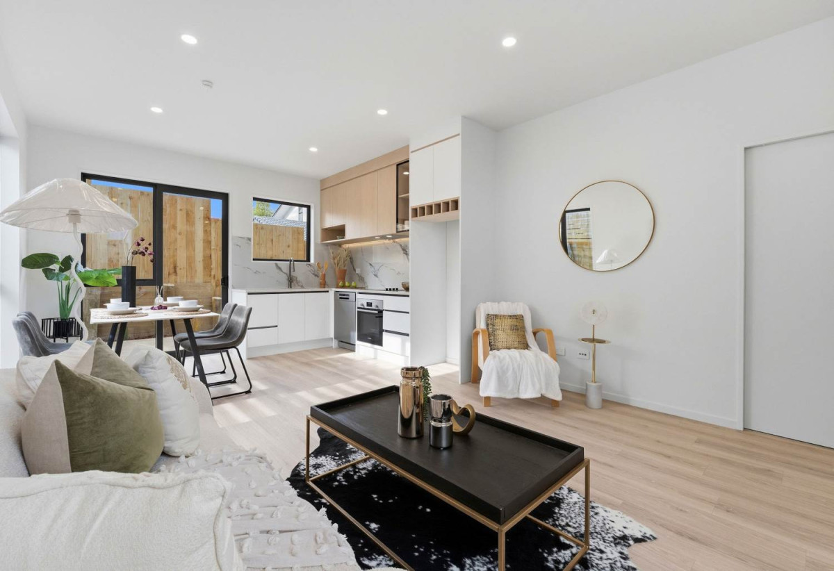 Directly opposite Sherwood Primary School, Brandnew standalone 4 beds 2.5 baths home with garage, close to schools, local shops, parks, beach, Zoned for Sherwood Primary, Northcross Intermediate and Long Bay College, 15 Montclair Rise, Browns Bay, Auckland