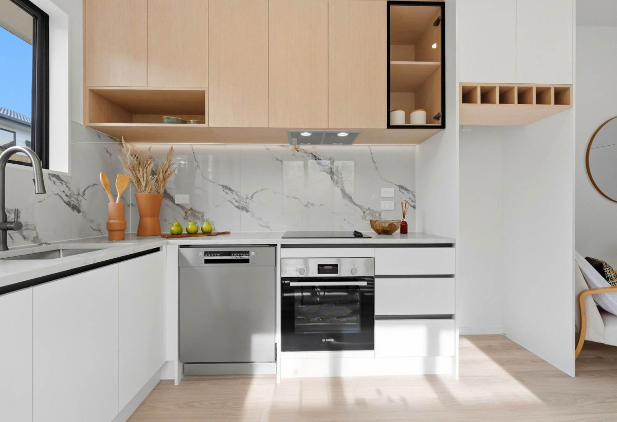 Directly opposite Sherwood Primary School, Brandnew standalone 4 beds 2.5 baths home with garage, close to schools, local shops, parks, beach, Zoned for Sherwood Primary, Northcross Intermediate and Long Bay College, 15 Montclair Rise, Browns Bay, Auckland
