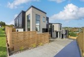 Directly opposite Sherwood Primary School, Brandnew standalone 4 beds 2.5 baths home with garage, close to schools, local shops, parks, beach, Zoned for Sherwood Primary, Northcross Intermediate and Long Bay College, Lot2/15 Montclair Rise, Browns Bay, Auckland