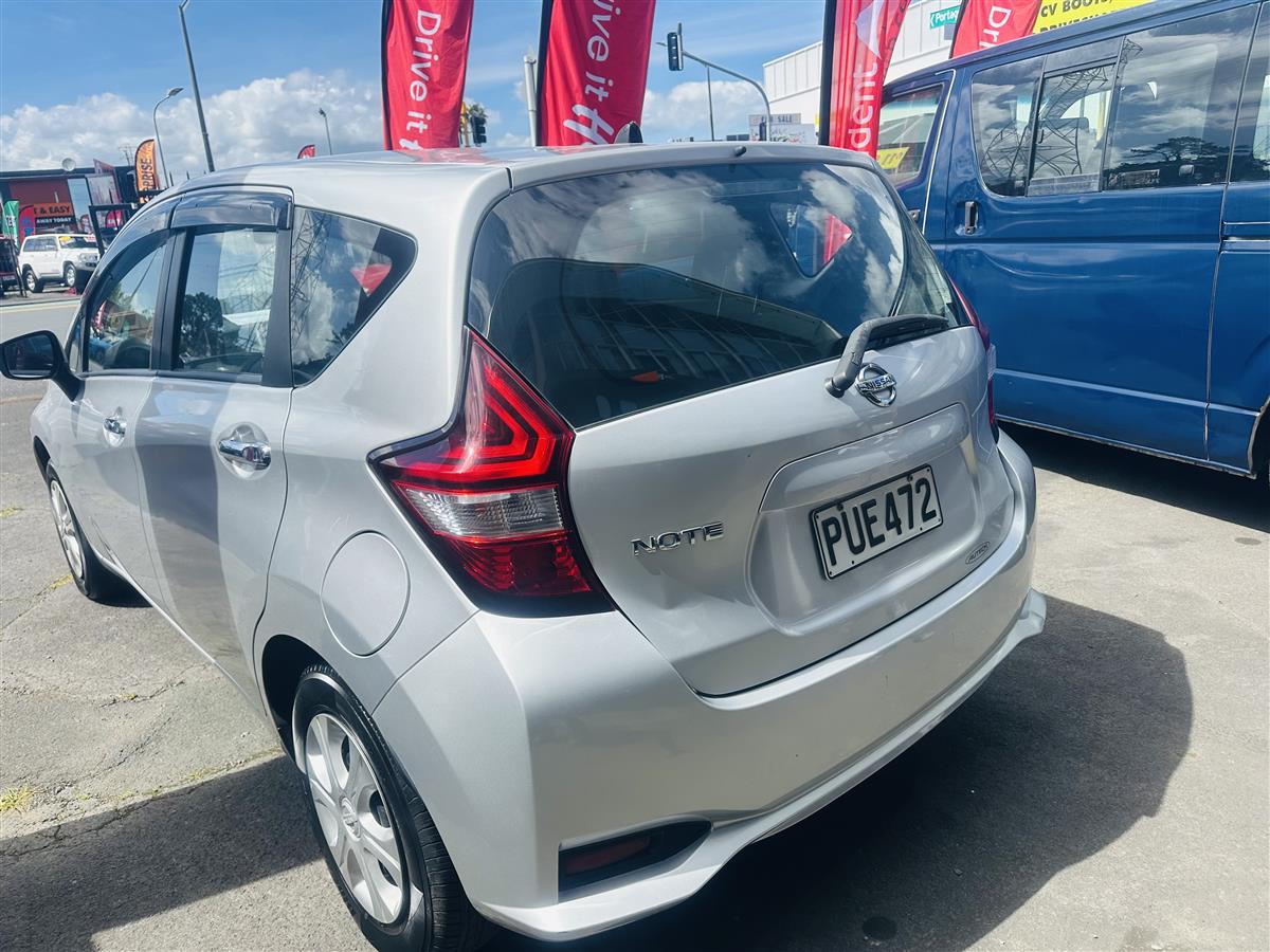 2017 Nissan Note Hatchback Automatic, 5 seats, Silver, Petrol, 1,200 cc, 101,000 km