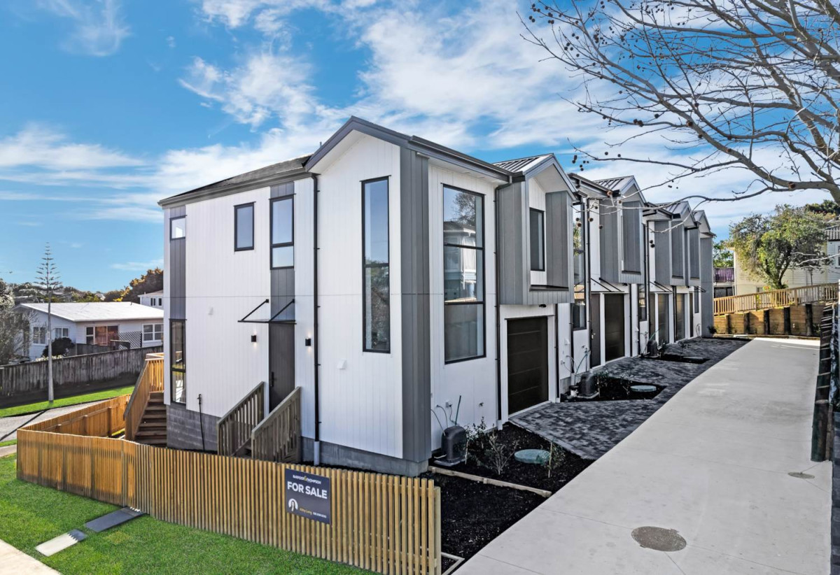 135m2 Freehold 3 beds 2.5 bath tome with garage, Lot 4/1 Pauline Place, Bucklands Beach, Auckland