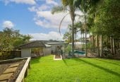 739m2 section, 5 beds (1 ensuite) + study 3 baths house with double garage and swimming pool, 2 bed 1 bath ground floor, 49 Weatherly Road, Torbay, Auckland
