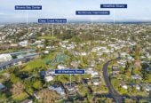739m2 section, 5 beds (1 ensuite) + study 3 baths house with double garage and swimming pool, 2 bed 1 bath ground floor, 49 Weatherly Road, Torbay, Auckland