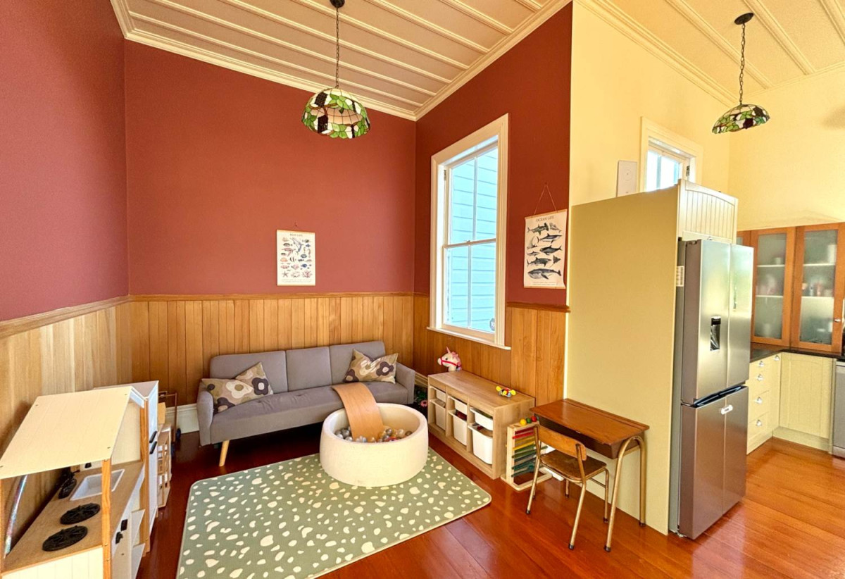 For rent, 4 beds (1 ensuite) 2 bathshouse with double garage, Private beach access, Expansive waterfront grounds, available 24th July, 700 Pukapuka Road, Mahurangi West, Auckland