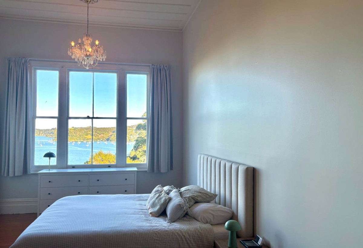 For rent, 4 beds (1 ensuite) 2 bathshouse with double garage, Private beach access, Expansive waterfront grounds, available 24th July, 700 Pukapuka Road, Mahurangi West, Auckland