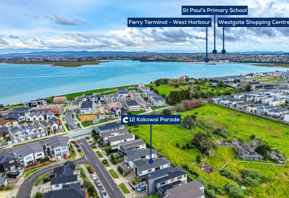5 beds (3 ensuites) 4.5 baths house with double garage, close to schools, shops, coastal walkways, local reserves, 0.6 km to Scott Point School, 1.5 km to Hobsonville Point Secondary School, 12 Kokowai Parade, Hobsonville, Auckland