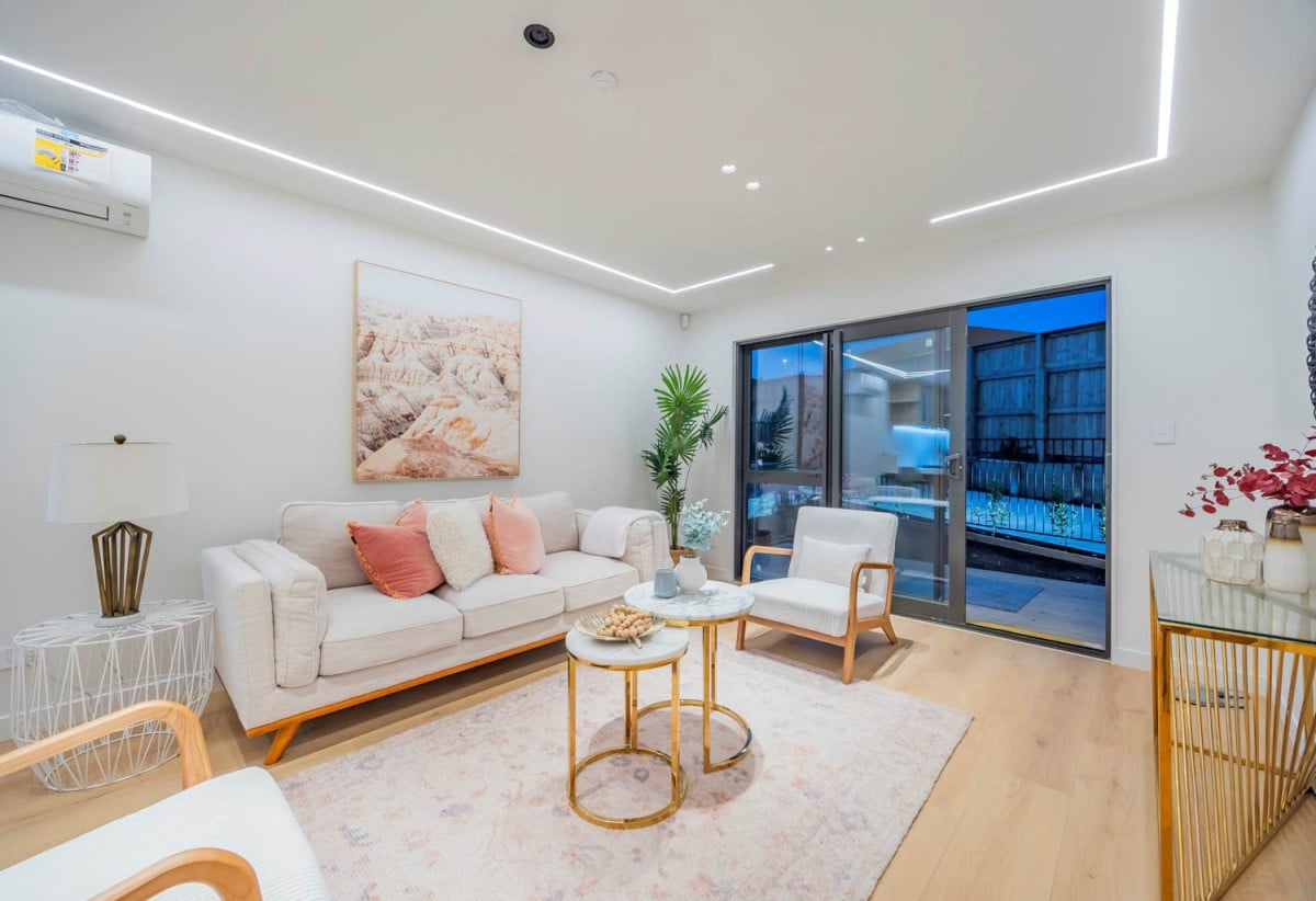 Brandnew 3 beds 2.5 baths home with garage, located opposite childcare facilities and local shops, close to schools, park, golf club, 0.4 km to Lynfield College, 0.7 km to Marshall Laing School, 1.1 km to Halsey Drive School, Lot 6/3 Commodore Drive, Lynfield, Auckland