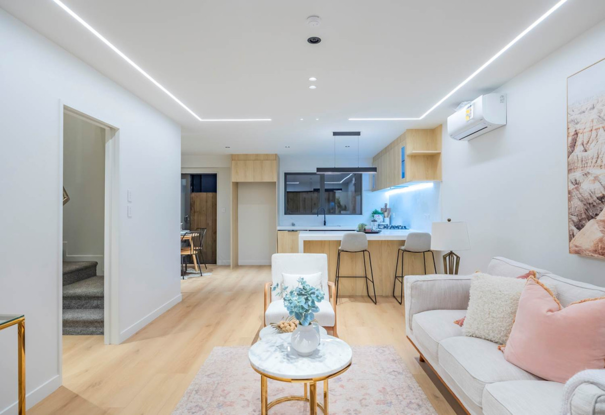 Brandnew 3 beds 2.5 baths home with garage, located opposite childcare facilities and local shops, close to schools, park, golf club, 0.4 km to Lynfield College, 0.7 km to Marshall Laing School, 1.1 km to Halsey Drive School, Lot 6/3 Commodore Drive, Lynfield, Auckland