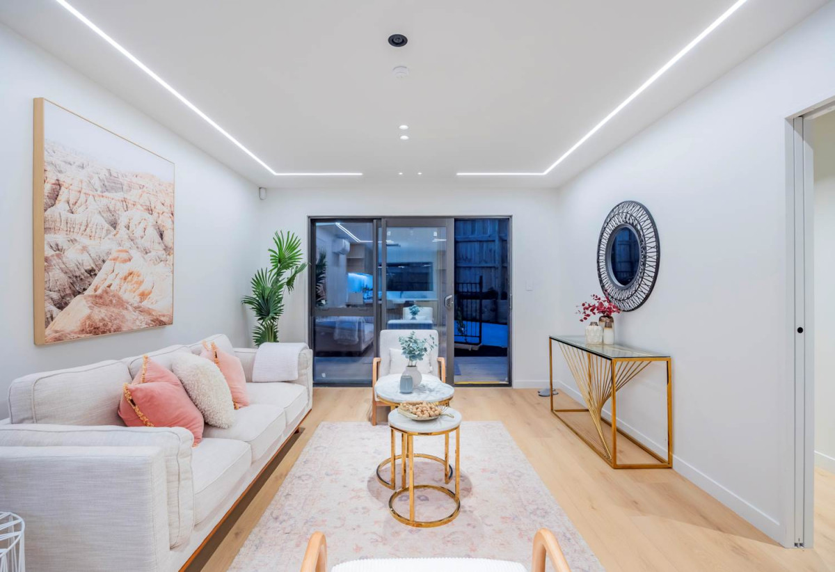 Brandnew 3 beds 2.5 baths home with garage, located opposite childcare facilities and local shops, close to schools, park, golf club, 0.4 km to Lynfield College, 0.7 km to Marshall Laing School, 1.1 km to Halsey Drive School, Lot 6/3 Commodore Drive, Lynfield, Auckland