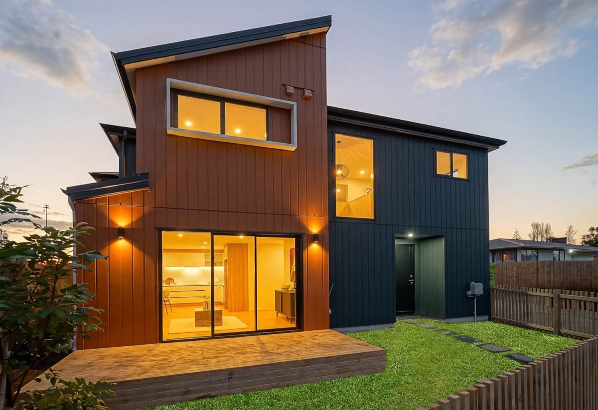 10 Years Master Builder Warranty, 132m2 Brandnew freehold 3 beds 2.5 baths duplex home with garage, 0.2 km to Anchorage Park School, 0.9 km to Edgewater College, 1.2 km to Pakuranga Intermediate, Lot 1/57 Tiraumea Drive, Pakuranga, Auckland