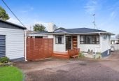 3 beds 2 baths house with carport, downstairs two large multipurpose rooms, close to schools, shops, reserves, 0.3 km to Beach Haven School, 1 km to Birkdale Intermediate School, 1/278 Rangatira Road, Beach Haven, Auckland