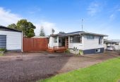 3 beds 2 baths house with carport, downstairs two large multipurpose rooms, close to schools, shops, reserves, 0.3 km to Beach Haven School, 1 km to Birkdale Intermediate School, 1/278 Rangatira Road, Beach Haven, Auckland
