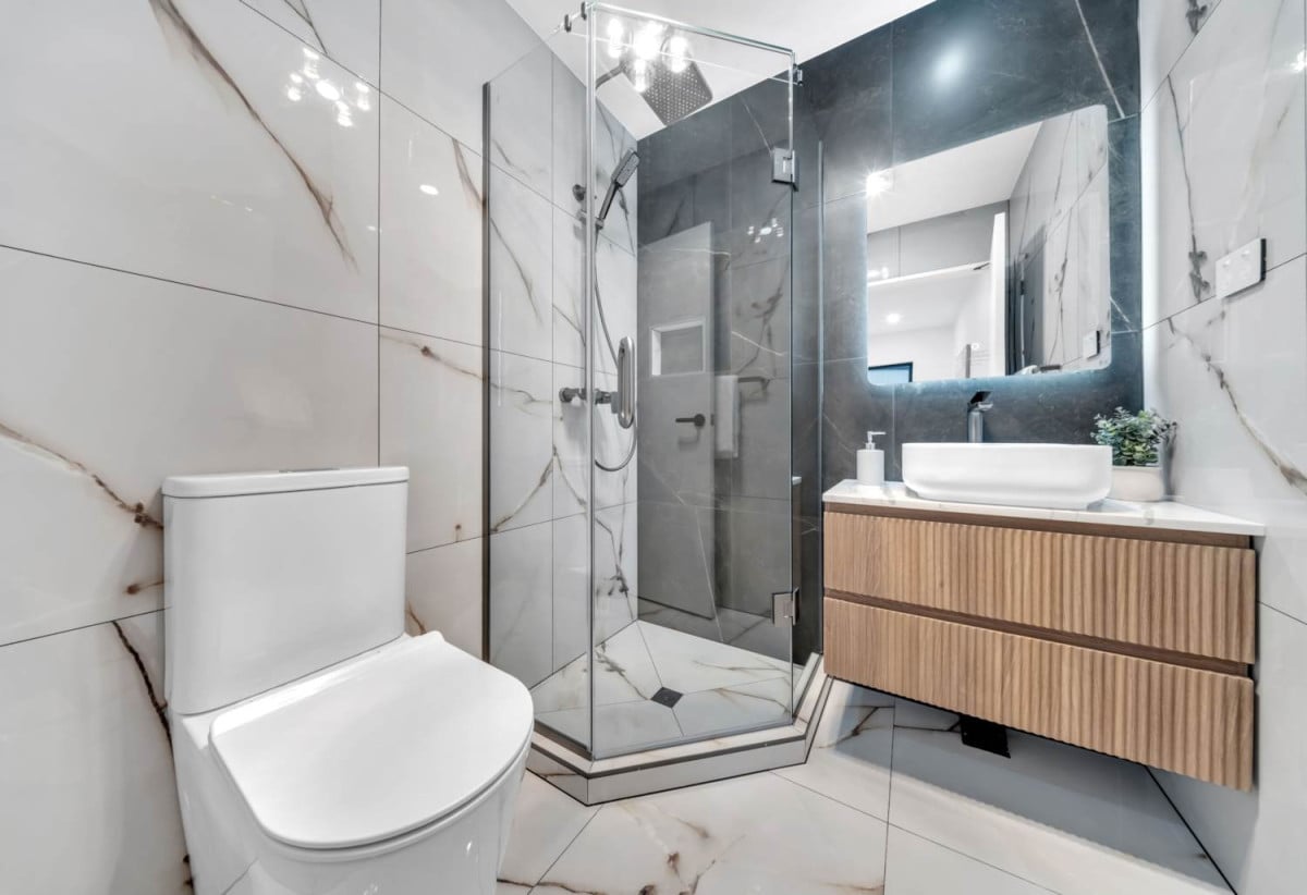 10-Year Building Warranty, Brandnew standalone 4 beds 2.5 baths home with garage, close to shopping centres, schools, parks, and everyday amenities, 0.3 km to Edgewater College, 1.1 km to Anchorage Park School, 1.2 km to Pakuranga Intermediate, Lot 3/106 Edgewater Drive, Pakuranga, Auckland