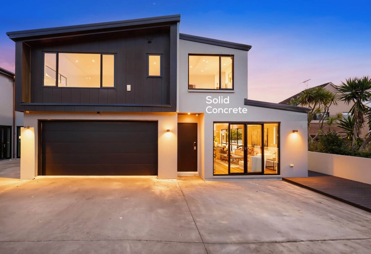 Macleans College zone, 231m2 Brandnew standalone 4 beds (2 ensuites) 3.5 baths house with double garage on 414m2 section, move-in ready, nearby the beach, 0.7 km to Bucklands Beach Primary School, 1.3 km to Macleans College and Bucklands Beach Intermediate, 18B The Esplanade, Eastern Beach, Auckland