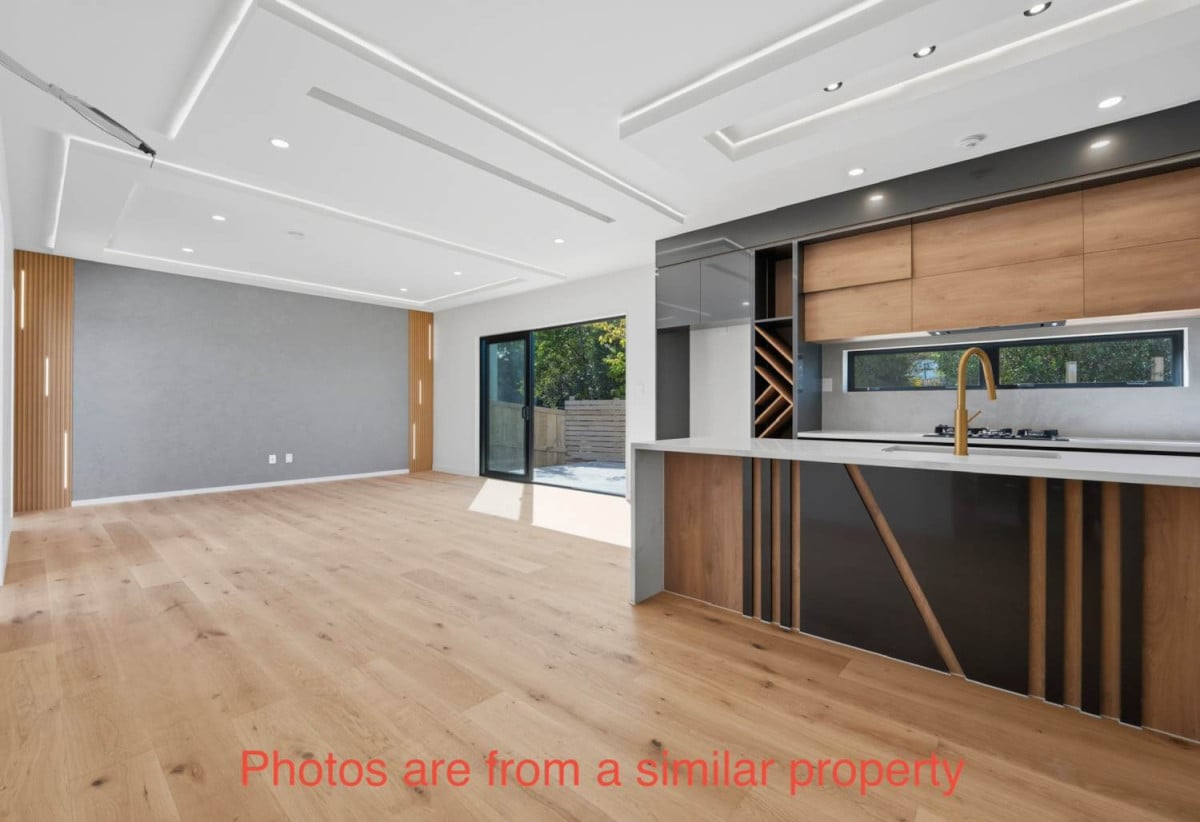 2 kitchens, 180m2 Brandnew 5 beds (1 ensuite) 3 baths house, double garage, 2 beds granny, 189 Otuwairoa Esplanade, Papakura, Auckland
