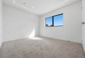2 kitchens, 180m2 Brandnew 5 beds (1 ensuite) 3 baths house, double garage, 2 beds granny, 189 Otuwairoa Esplanade, Papakura, Auckland