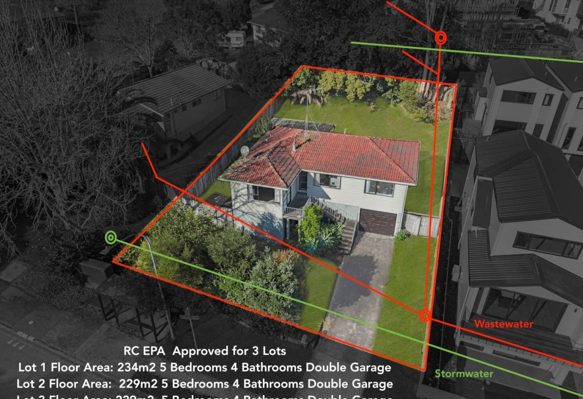 Rangitoto College zone, 3 beds 1 bath house on 650m2 section, with RC, EPA approved for 3 standalone 5 beds 4 baths double garage homes, 55 Oaktree Avenue, Browns Bay, Auckland