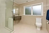 Double Westlake school zone, 675m2 section with RC & EPA APPROVED | BC SUBMITTED, 4 beds 2 baths house with garage, Upstairs: 3 generous bedrooms + 1 bathroom, Ground floor: 1 large bedroom + 1 bathroom, currently rented for $900/week, 0.2 km to Forrest Hill School, 0.5 km to Westlake Boys’ High School, 1.1 km to Westlake Girls’ High School, 24 Arrow Road, Forrest Hill,Auckland