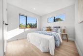 750m2 section backs directly onto a reserve, 2 kitchens 6 beds (2 ensuites) 5 baths house, triple garage, 2 beds granny, 9 Wyon Way, Flat Bush, Auckland