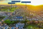 750m2 section backs directly onto a reserve, 2 kitchens 6 beds (2 ensuites) 5 baths house, triple garage, 2 beds granny, 9 Wyon Way, Flat Bush, Auckland