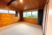 For rent, Macleans College zone, 3 beds 1 bath house with garage, available 3rd July, 4 Micawber Place, Mellons Bay