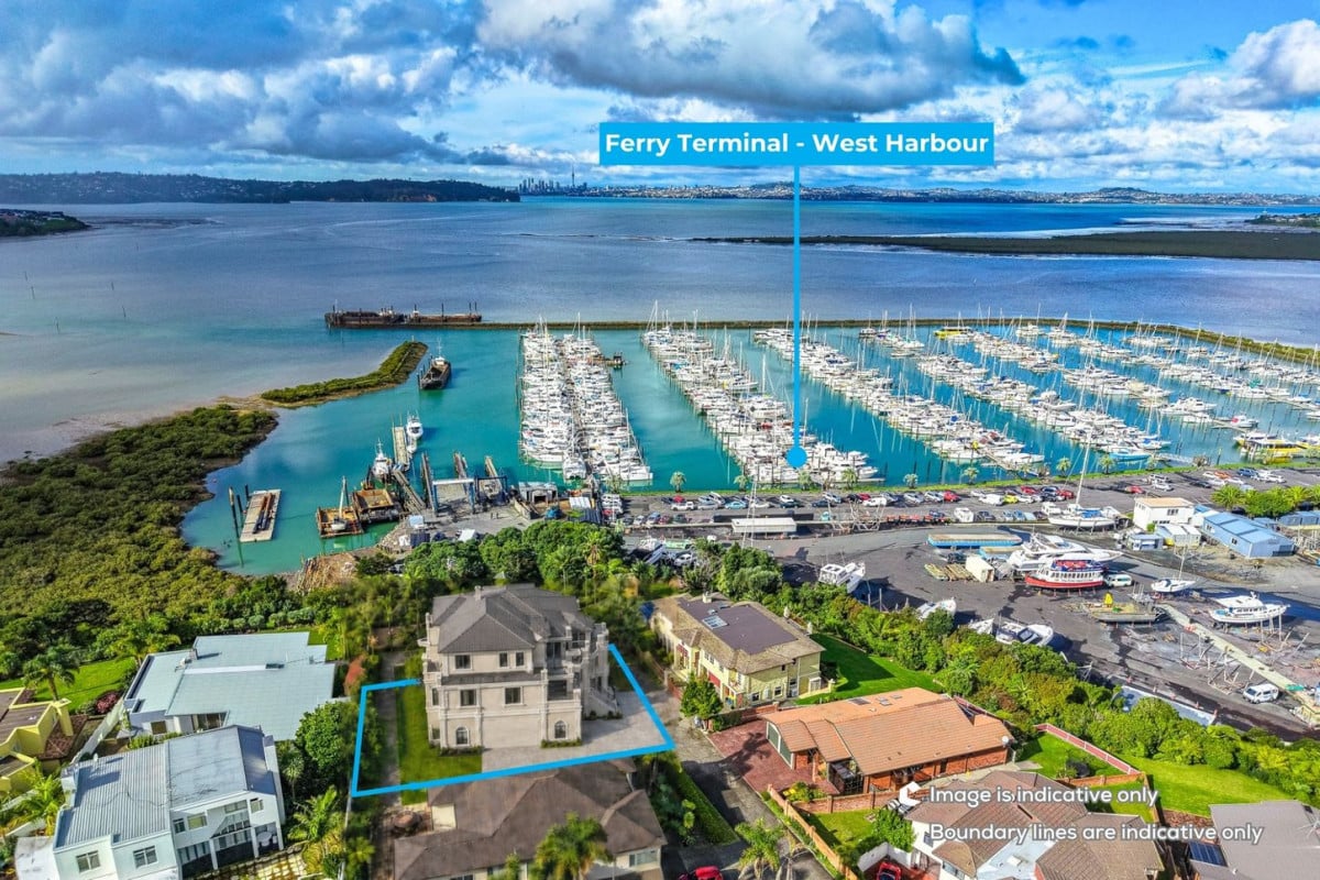 673m2 section, Close to schools, shopping, parks, marinas, easy motorway access, 37 Reflection Drive, West Harbour, Auckland