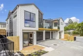 Brandnew freehold 3 beds 2.5 bath Duplex home with garage, Move-in ready, close to schools, parks, shops, 0.5 km to Birdwood School, 1.6 km to Waitakere College, 1.8 km to Massey High School, 12B Scarlet Drive, Ranui, Auckland