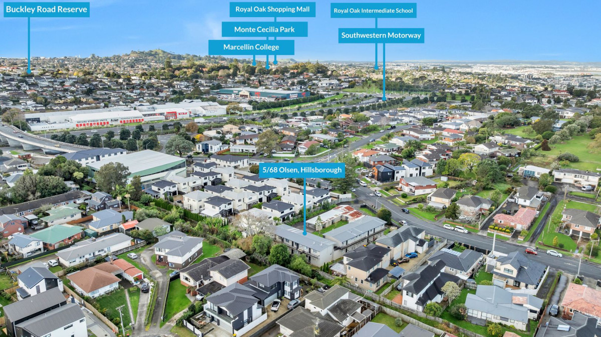 Mt Roskill Grammar zone, 57m2 2 beds 1 bath unit with carport and a separate storage unit, with Three Kings Plaza, supermarkets, cafes, and restaurants just minutes away, zoned for Hillsborough School, Mt Roskill Intermediate, Mt Roskill Grammar, 5/68 Olsen Avenue, Hillsborough, Auckland