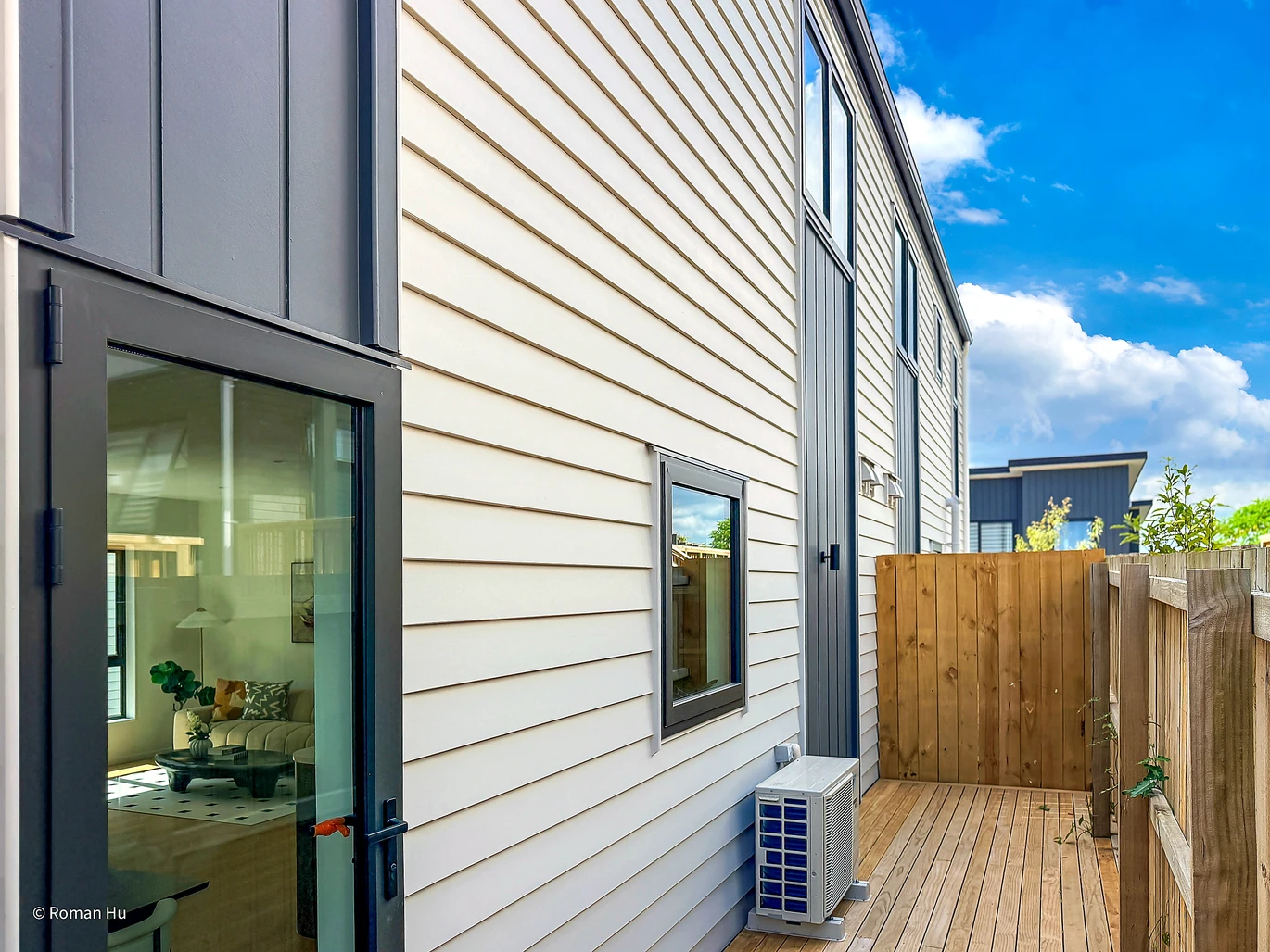10-Year Stamford Warranty, Move-in ready, Brandnew freehold 4 beds (2 ensuites) 3.5 baths duplex home with garage, Ground floor bedroom with separate entrance & underfloor-heated ensuite bathroom, just 1.7km from Sylvia Park, 4/35 Ryburn Road Mt Wellington, Auckland