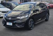 2016 Honda Fit Hybrid !! Leather Seats !! Superb condition !! Hatchback Automatic, 5 seats, Black, Hybrid, 1,490 cc, 94,779 km