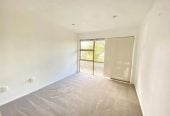 For rent, Macleans College zone, No smoking, 3 beds 1 bath home, available now, 44A Vivian Wilson Drive, Eastern Beach, Auckland
