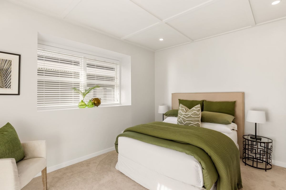 152m2 Renovated 3 beds 2 baths house with double carport, heritage charm with modern ease – a residence designed for those who appreciate authenticity, quality, and a lifestyle to match. 94 West End Road, Westmere, Auckland